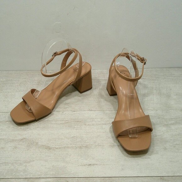 Womans Haley Ankle Strap Block Heels Nude Tan Sandals Size 10 M - Picture 1 of 11